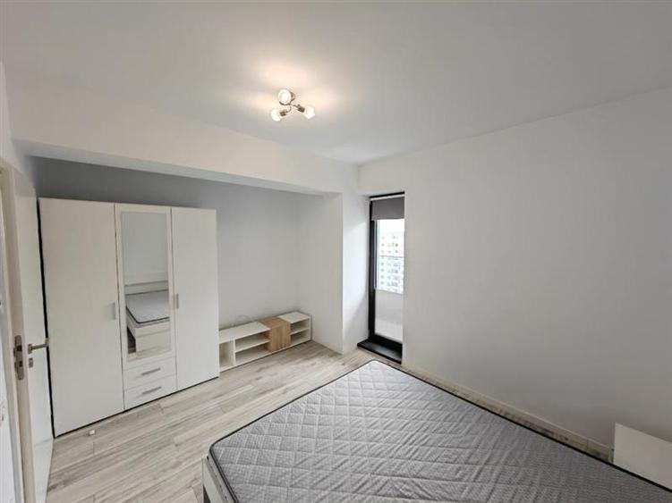 Apartament cu 2 camere decomandat, mobilat în Noua
