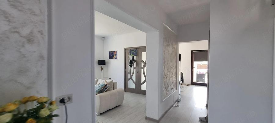 Casă cu Teren 450 Mp în Valea Mare