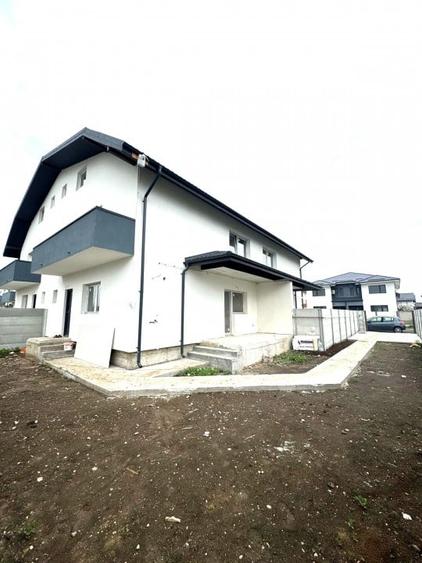 Duplex cu 4 camere cu Canalizare în Bragadiru