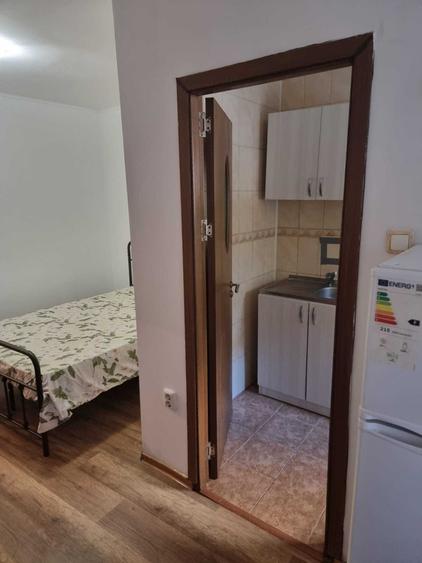 Garsonieră decomandată în Rahova