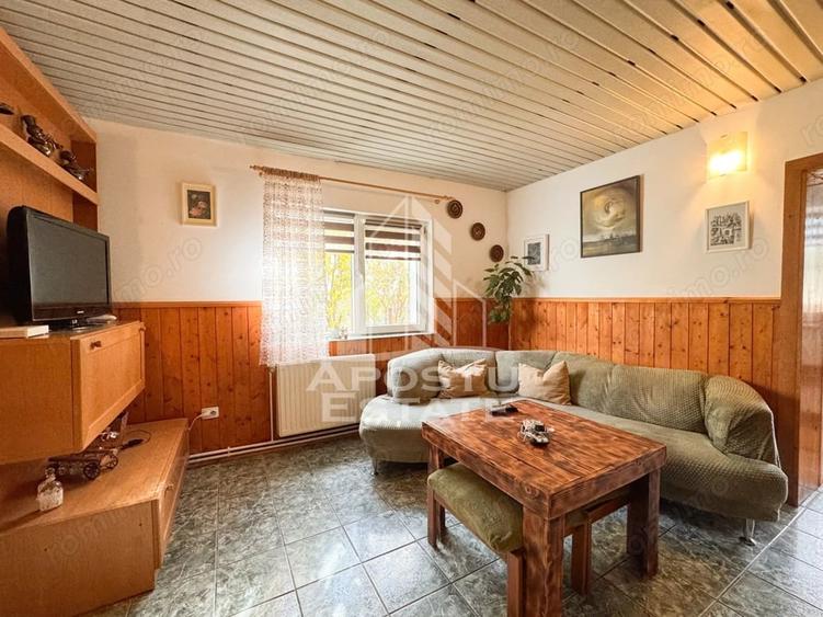 Casă cu 5 camere cu Teren 800 Mp în Șag