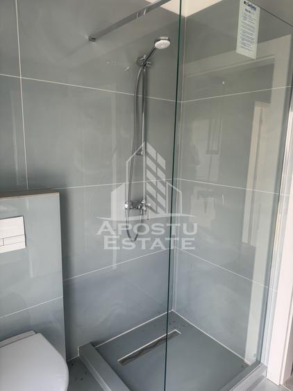 Duplex cu 4 camere cu Canalizare în Giarmata