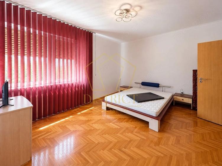 Casă cu 3 camere cu Teren 250 Mp în Girocului