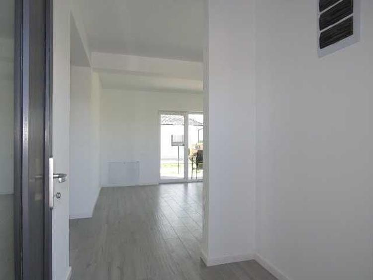 Casă cu 3 camere în Sânmartin