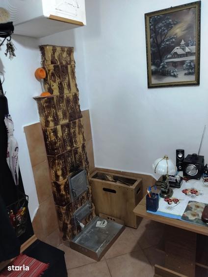 Casă cu 4 camere cu Teren 1020 Mp în Stănești