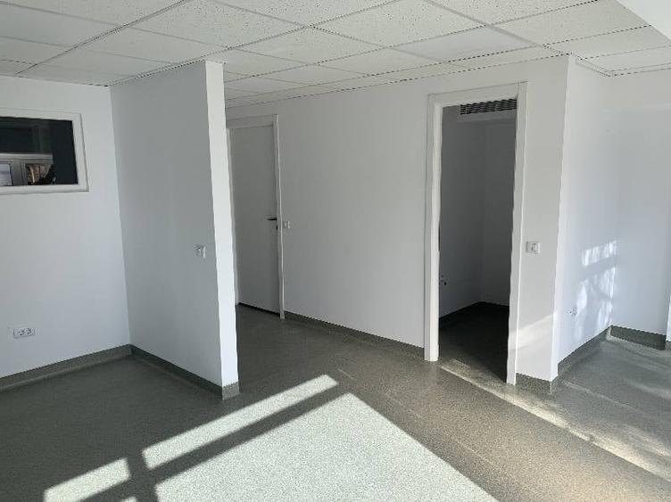Birou, de 2,173 mp, în P-ta Presei Libere