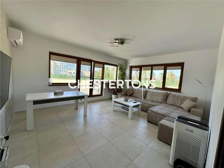 Penthouse cu 4 camere decomandat, mobilat în Grozăvești