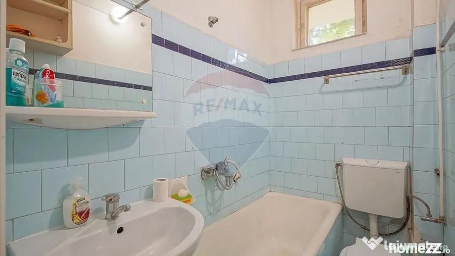 Casă cu 3 camere cu Teren 705 Mp în Central
