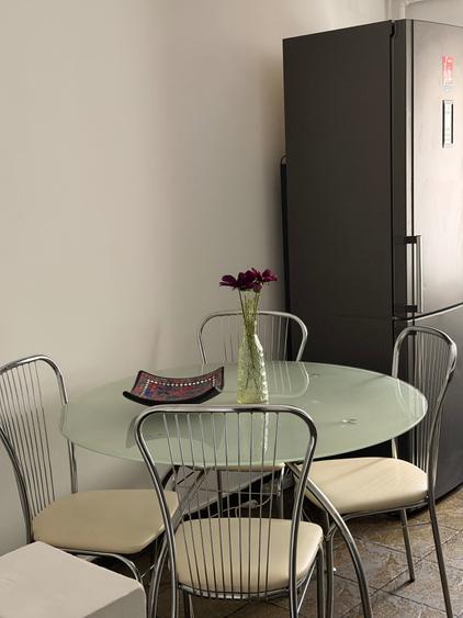 Apartament cu 3 camere semidecomandat în Lidia