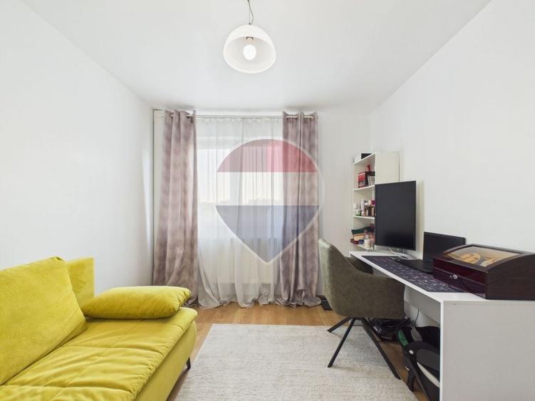 Apartament cu 3 camere semidecomandat, mobilat în Drumul Taberei