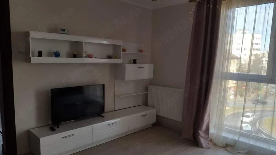 Apartament cu 2 camere decomandat în Centrul Civic