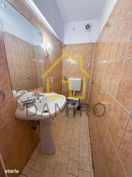 Apartament cu 3 camere decomandat în Centrul Civic