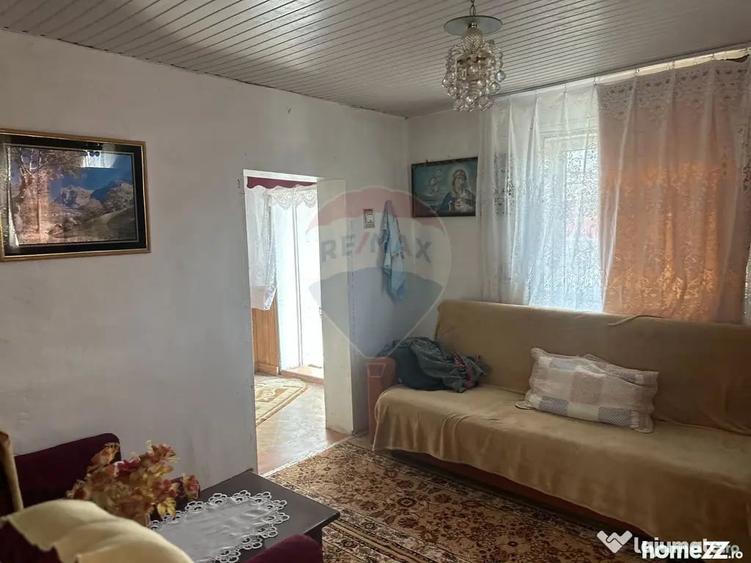 Casă cu 3 camere cu Teren 2609 Mp în Bârgăuani