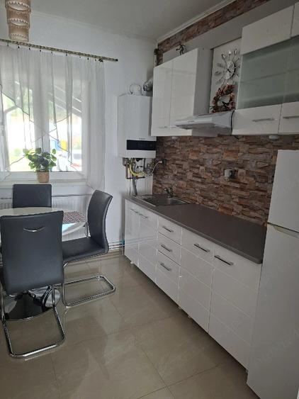 Casă cu 3 camere cu Teren 255 Mp în Central