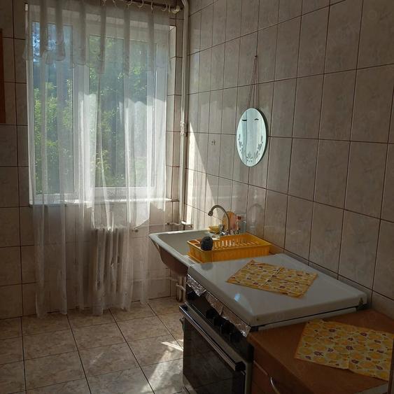 Apartament cu 2 camere decomandat în Ceair
