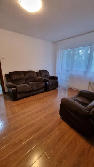 Apartament cu 2 camere semidecomandat în P-ța Unirii