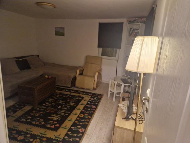Casă cu 4 camere cu Teren 607 Mp în Central