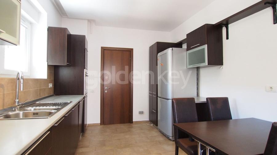 Apartament cu 3 camere langa parc, garaj - 3