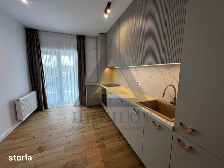 Apartament cu 3 camere în Central — fotografia 3