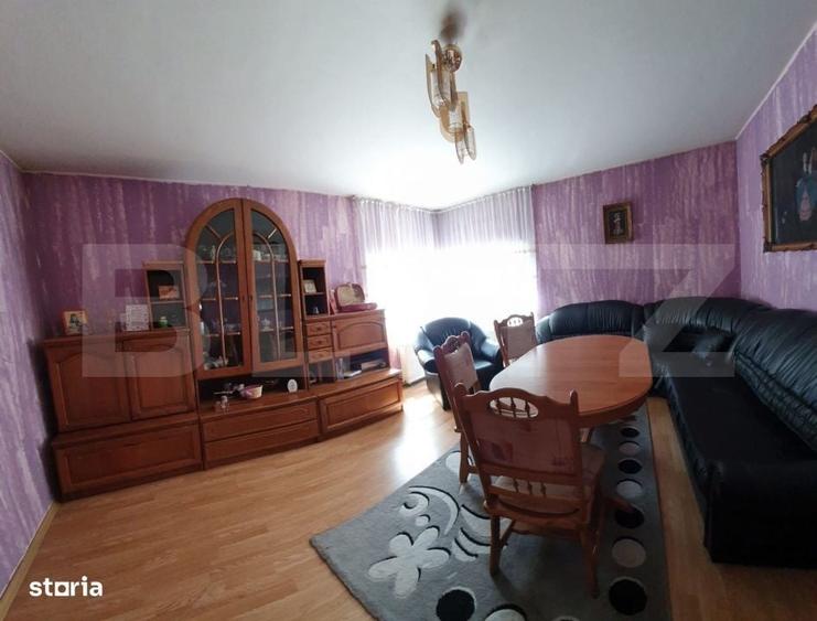 Casă cu 4 camere cu Teren 1000 Mp în Central
