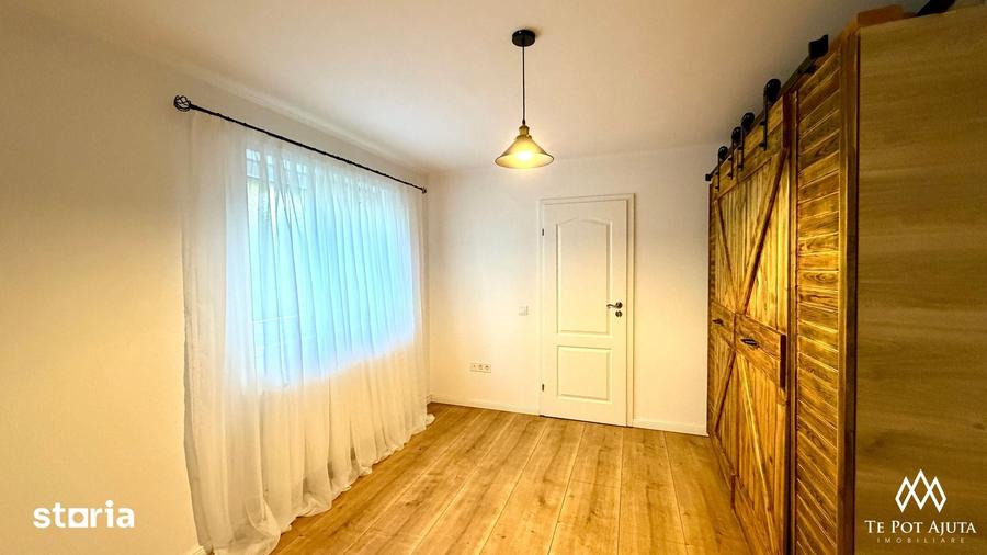 Casă cu 3 camere cu Teren 1086 Mp în Slimnic
