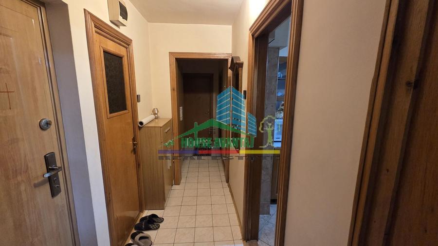 Apartament cu 3 camere decomandat, mobilat în Obor