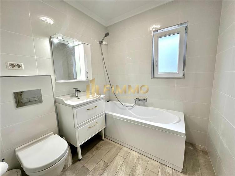 Apartament cu 2 camere decomandat în Est