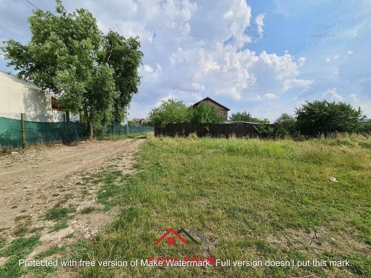 Casă cu Teren 925 Mp în Bănești