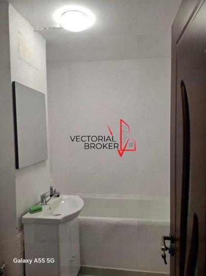 Garsonieră semidecomandată în Vitan
