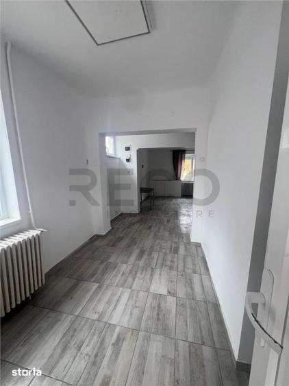 Spațiu comercial, de 65 mp, în Cantemir