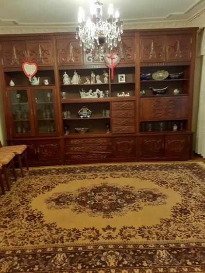 Casă cu 7 camere cu Teren 1700 Mp în Stejaru