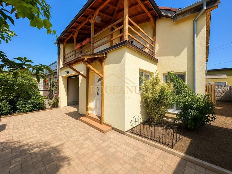 Duplex cu 4 camere cu Canalizare în Chișoda