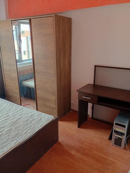 Apartament cu 2 camere decomandat în 9 Mai