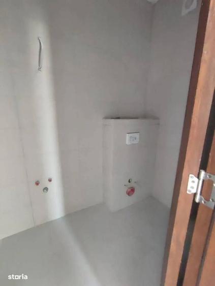 Apartament 3 camere mutare rapida 8 min metrou Nicolae Teclu - 9