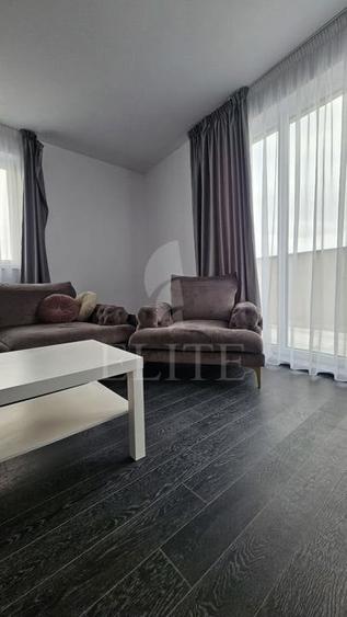 Apartament cu 3 camere semidecomandat, mobilat în Iris