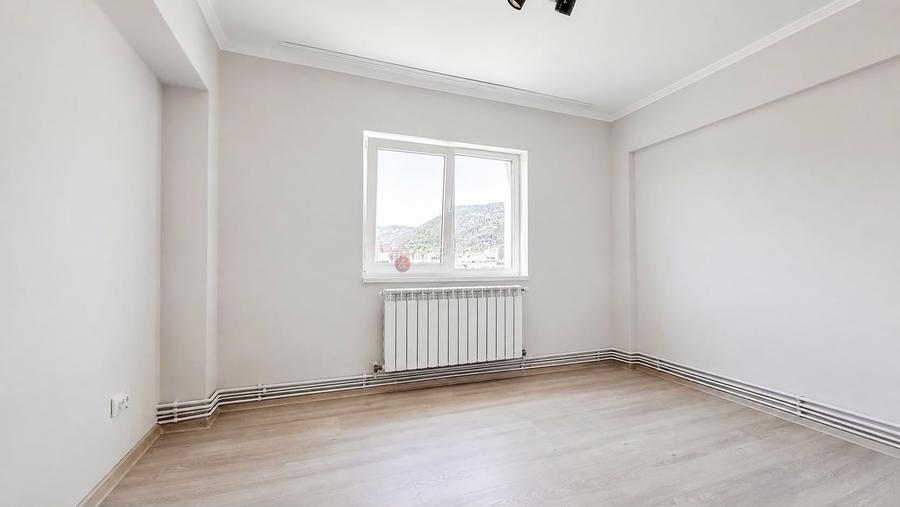 Apartament cu 2 camere decomandat în Calea București