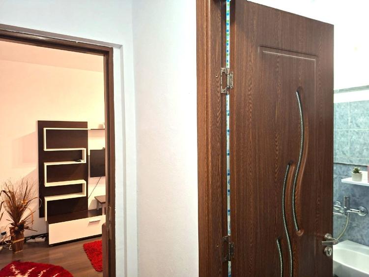 Apartament cu 2 camere semidecomandat în Tomis Nord