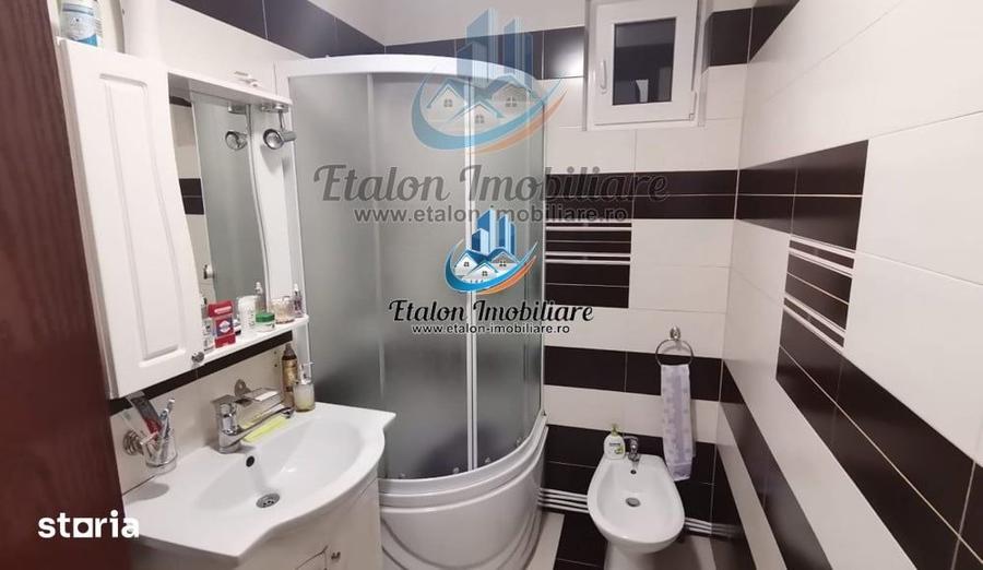 Apartament cu 3 camere decomandat în Dărmănești