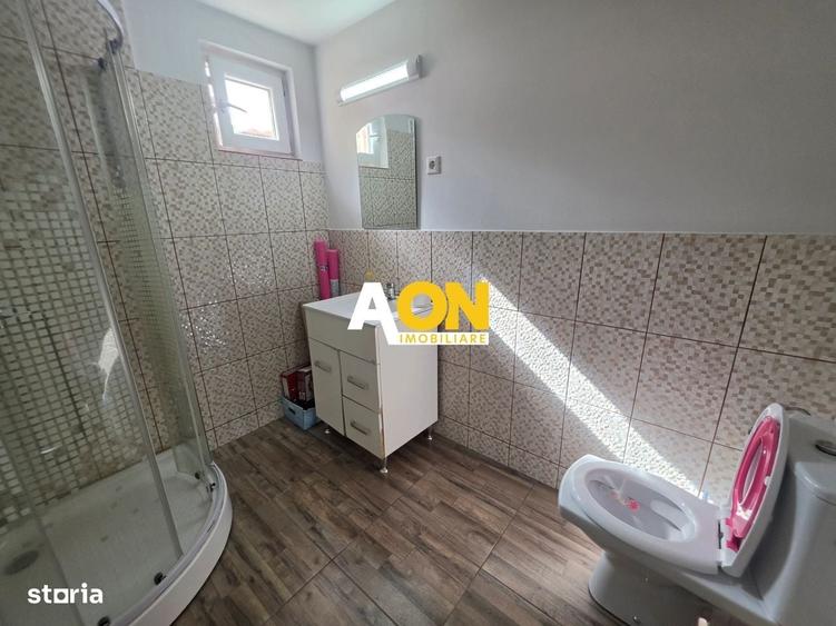 Casă cu 4 camere în Vinerea