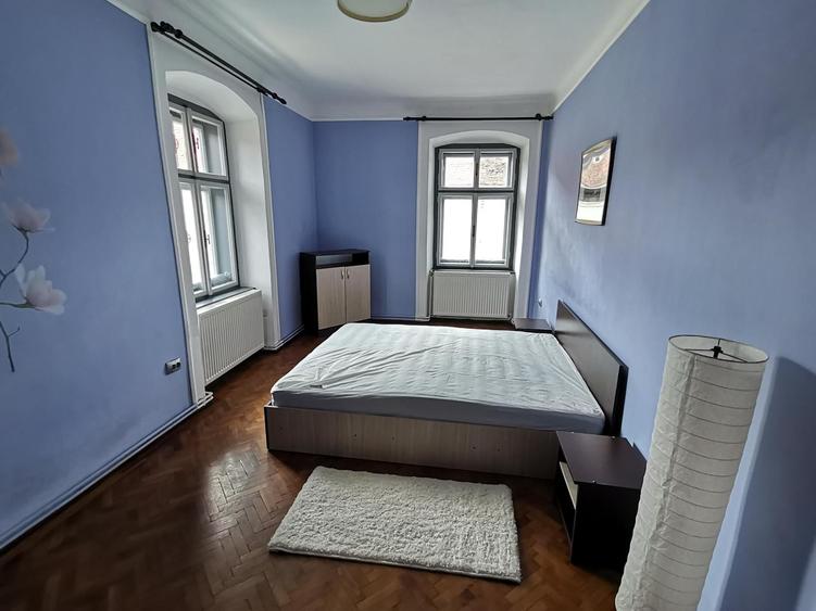 INCHIRIEZ apartament 2 camere la casa,renovat,zona Orasul de Jos - 3