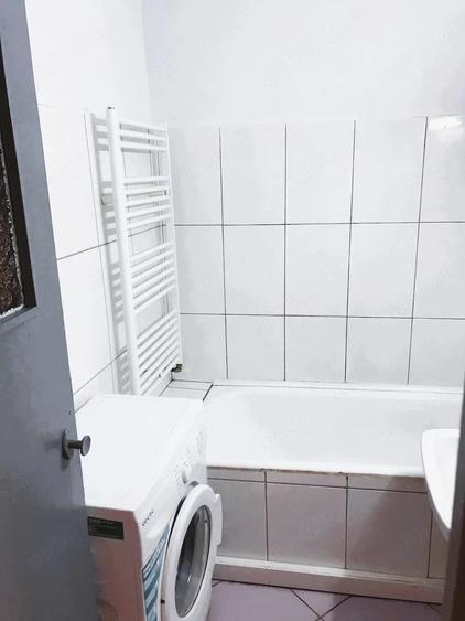 Apartament cu 2 camere decomandat în Lipovei