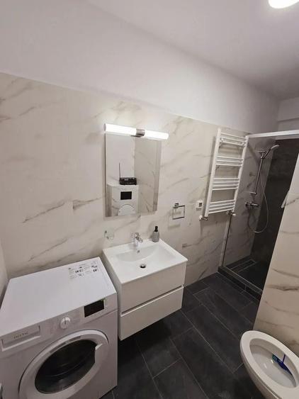 Apartament cu 2 camere decomandat, mobilat în Doamna Ghica