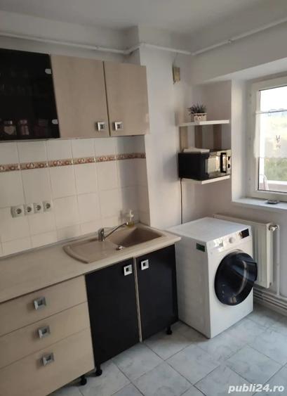 Apartament cu 2 camere decomandat în Republicii