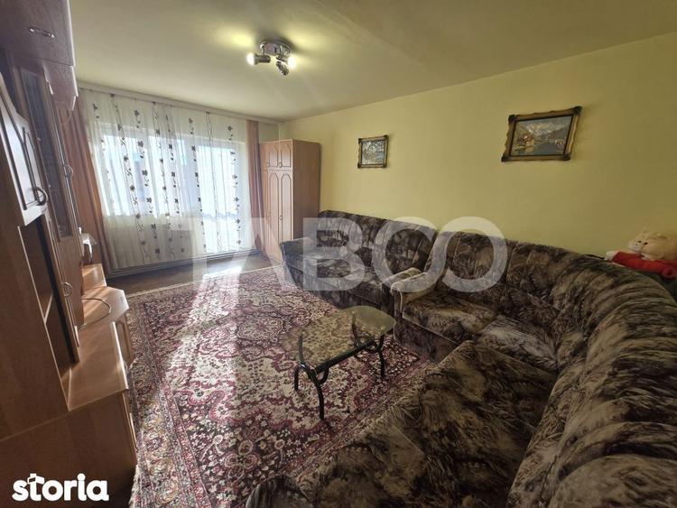 Apartament cu 2 camere decomandat, mobilat în Ștrand