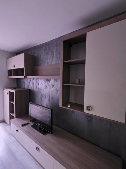 Apartament cu 3 camere decomandat în Dâmbu Pietros