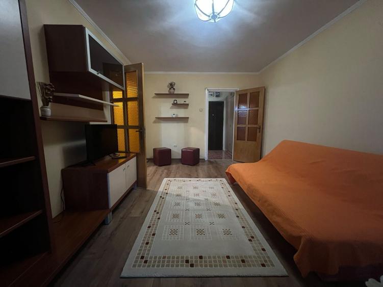 Apartament cu 2 camere circular, mobilat în Tomis Nord