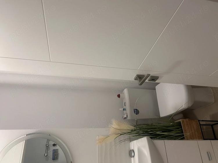 Apartament cu 3 camere decomandat în Lujerului