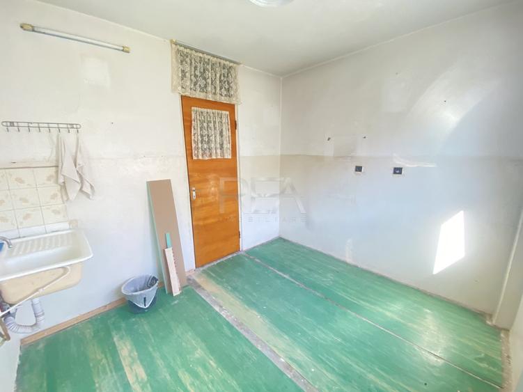 Apartament cu 2 camere semidecomandat în Mărgeanului