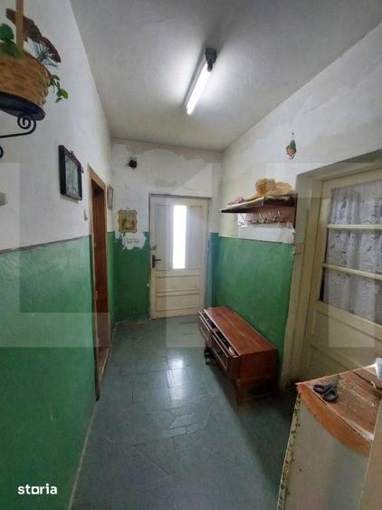 Casă cu 3 camere semidecomandat cu Teren 547 Mp în Grădiște