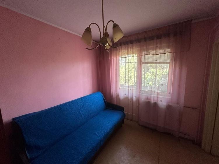 Apartament cu 2 camere semidecomandat în Nufărul